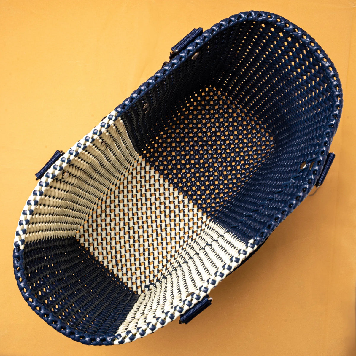 Chili & Charcoal (No. 013)